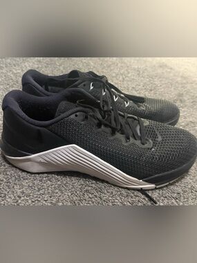 Nike Metcon 5 women’s cross training size 10